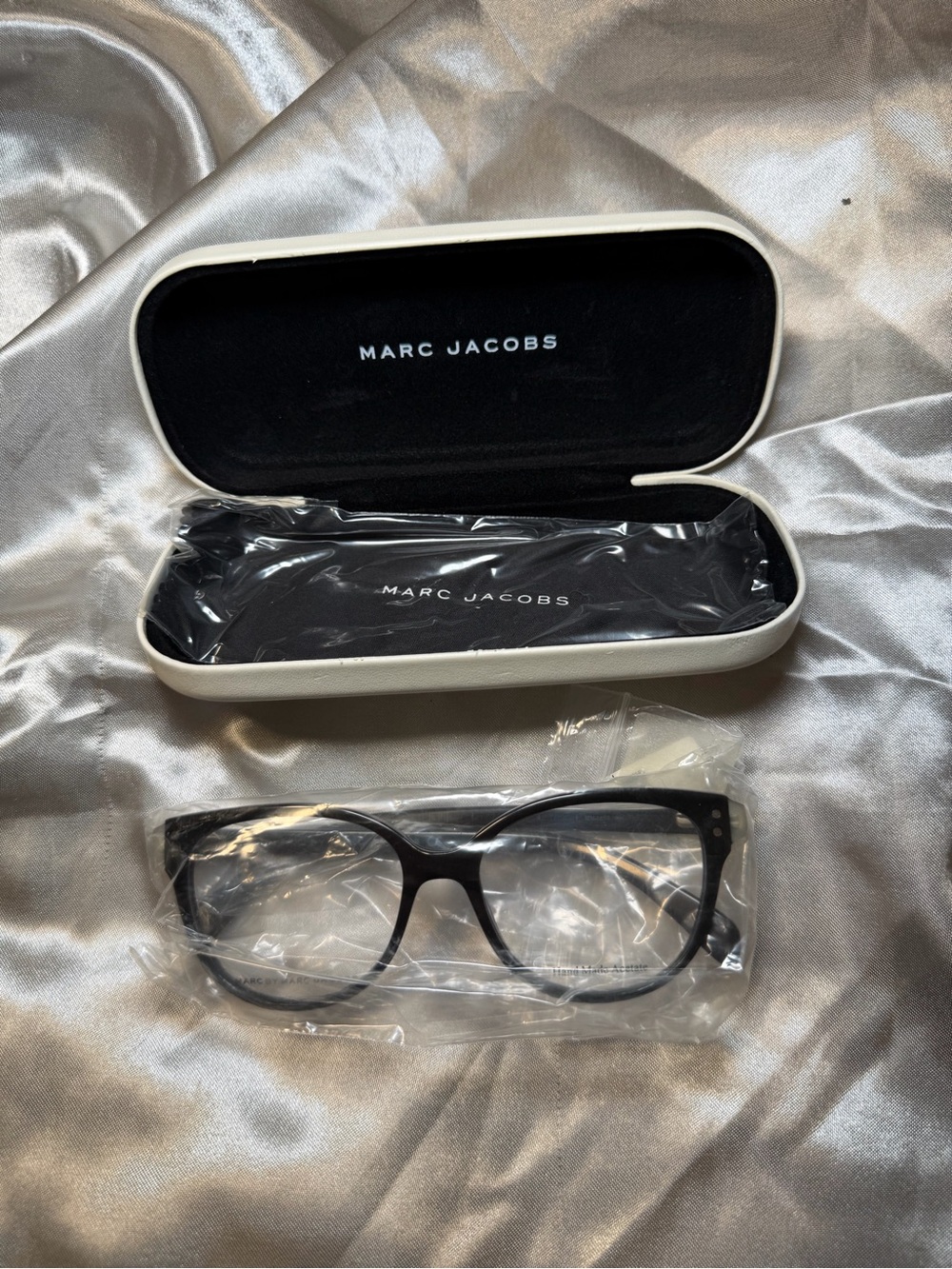 NWT Marc Jacob’s Eyeglass Frames Designer Optical RX Glasses With Case